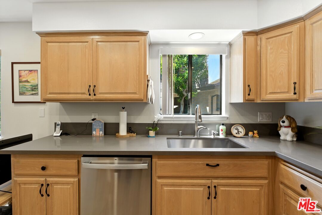 9000 Vanalden Ave Unit: 197