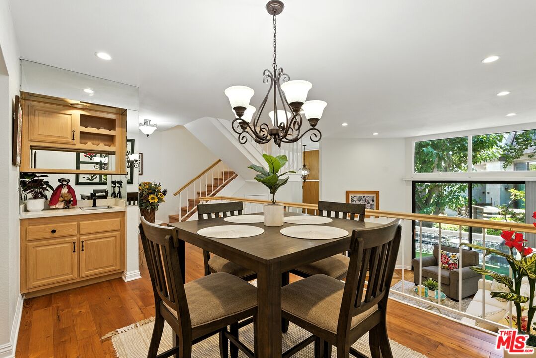 9000 Vanalden Ave Unit: 197