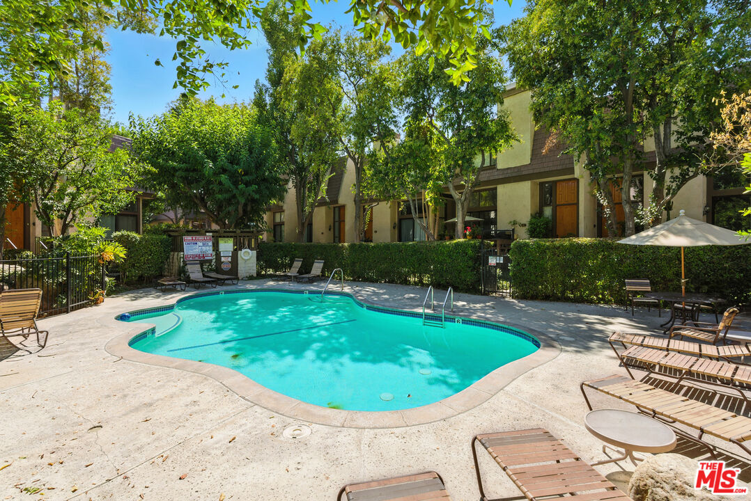 9000 Vanalden Ave Unit: 197