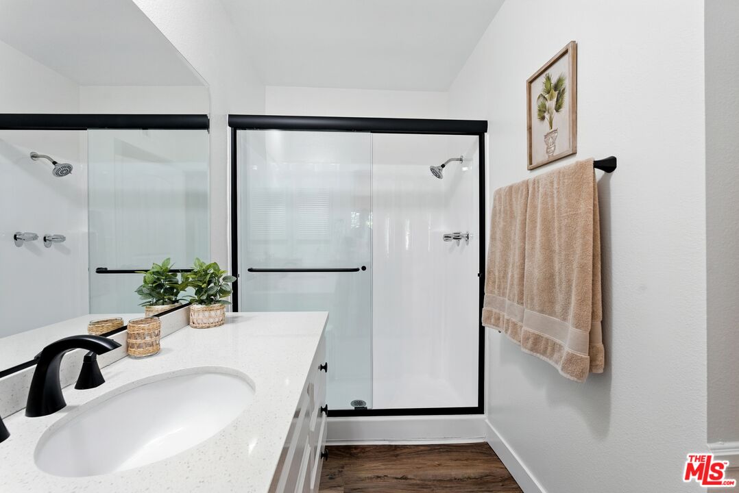 9000 Vanalden Ave Unit: 197