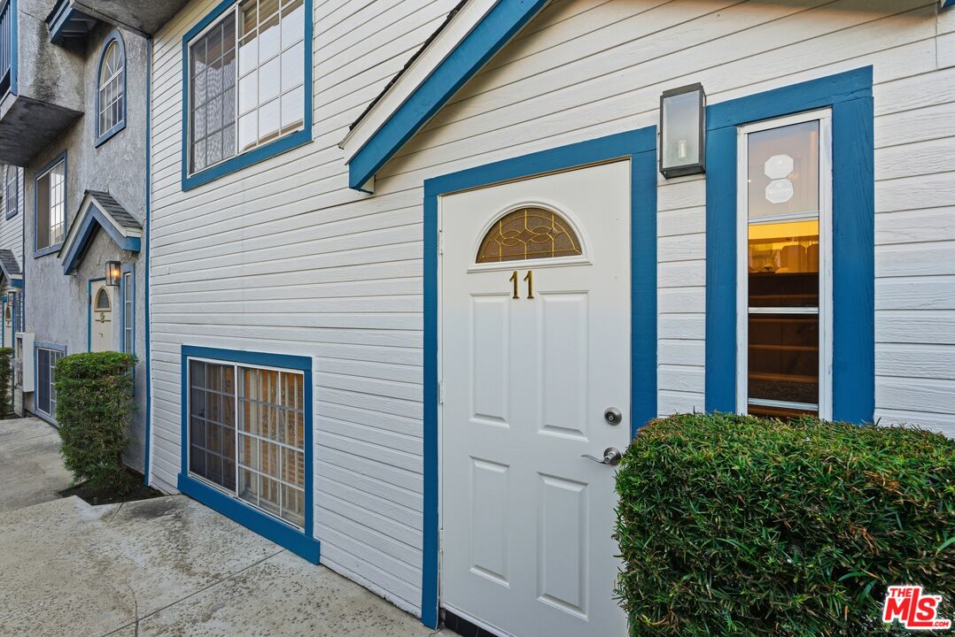 519 E Hazel St Unit: 11