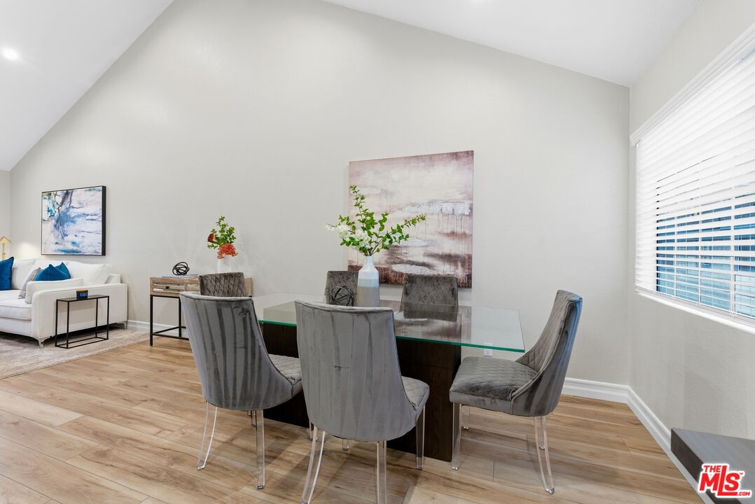 519 E Hazel St Unit: 11