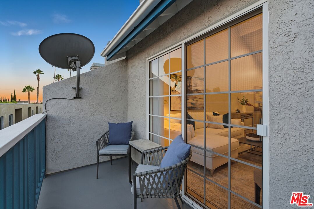 519 E Hazel St Unit: 11