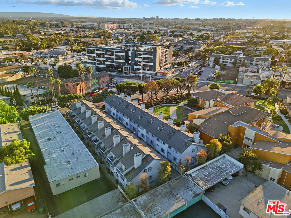 519 E Hazel St Unit: 11