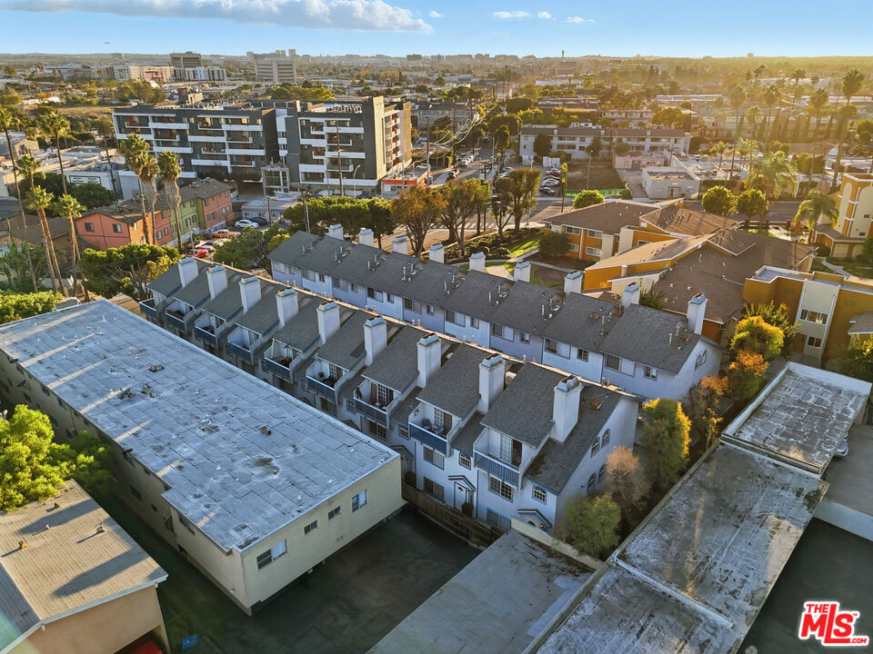 519 E Hazel St Unit: 11