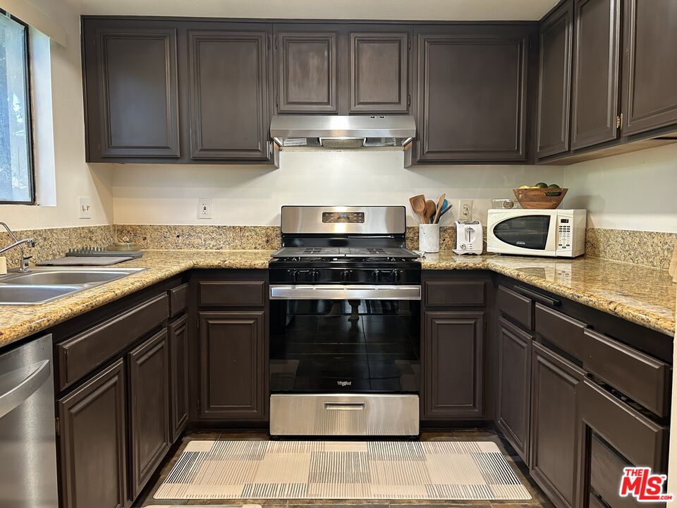 1450 W 146th St Unit: 14