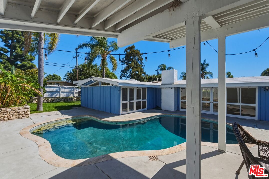 26 Packet Rd