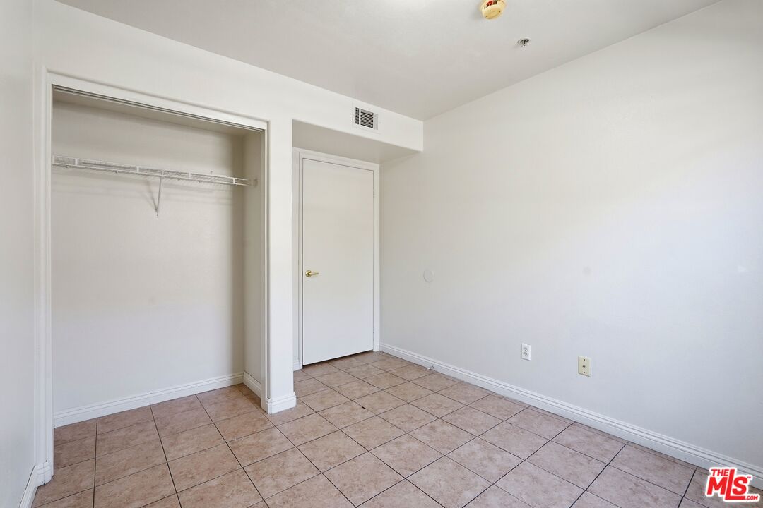 1050 Harbor Heights Dr Unit: C