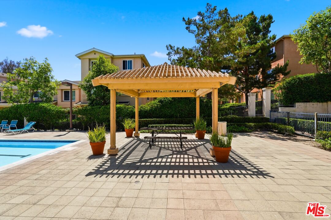 1050 Harbor Heights Dr Unit: C
