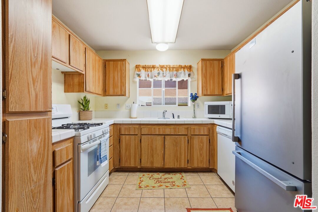 1050 Harbor Heights Dr Unit: C