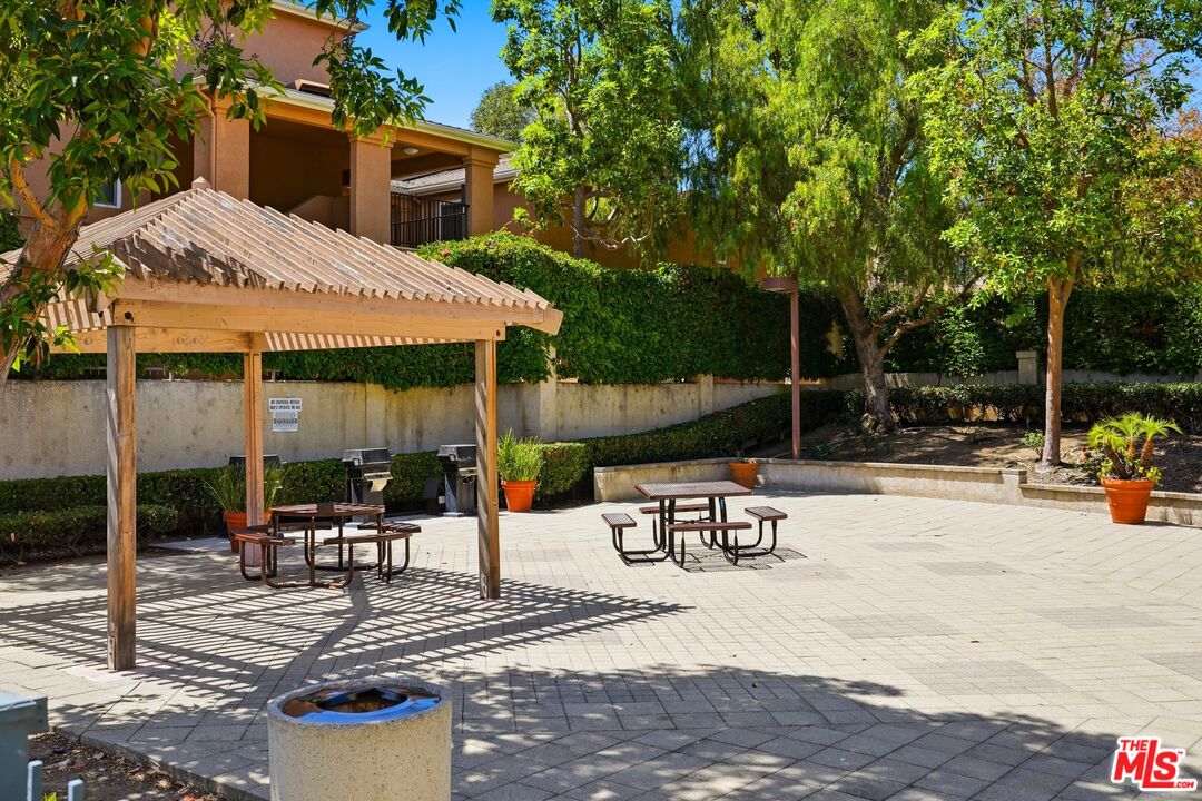 1050 Harbor Heights Dr Unit: C