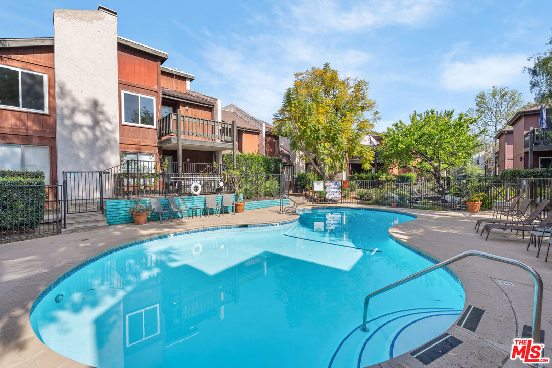 5045 Maytime Ln Unit: 119