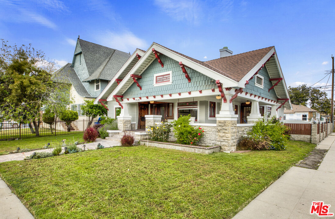 3628 Arlington Ave