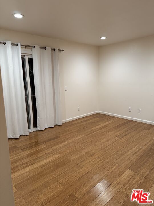 4810 S La Brea Ave Unit: 107