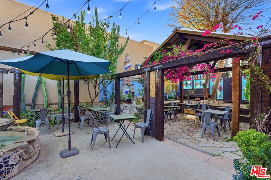 5371 Alhambra Ave