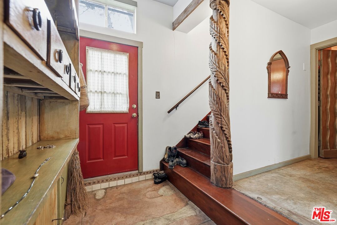 5371 Alhambra Ave