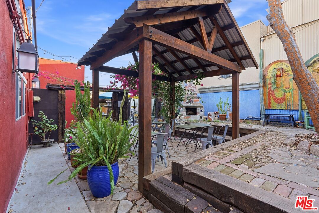 5371 Alhambra Ave