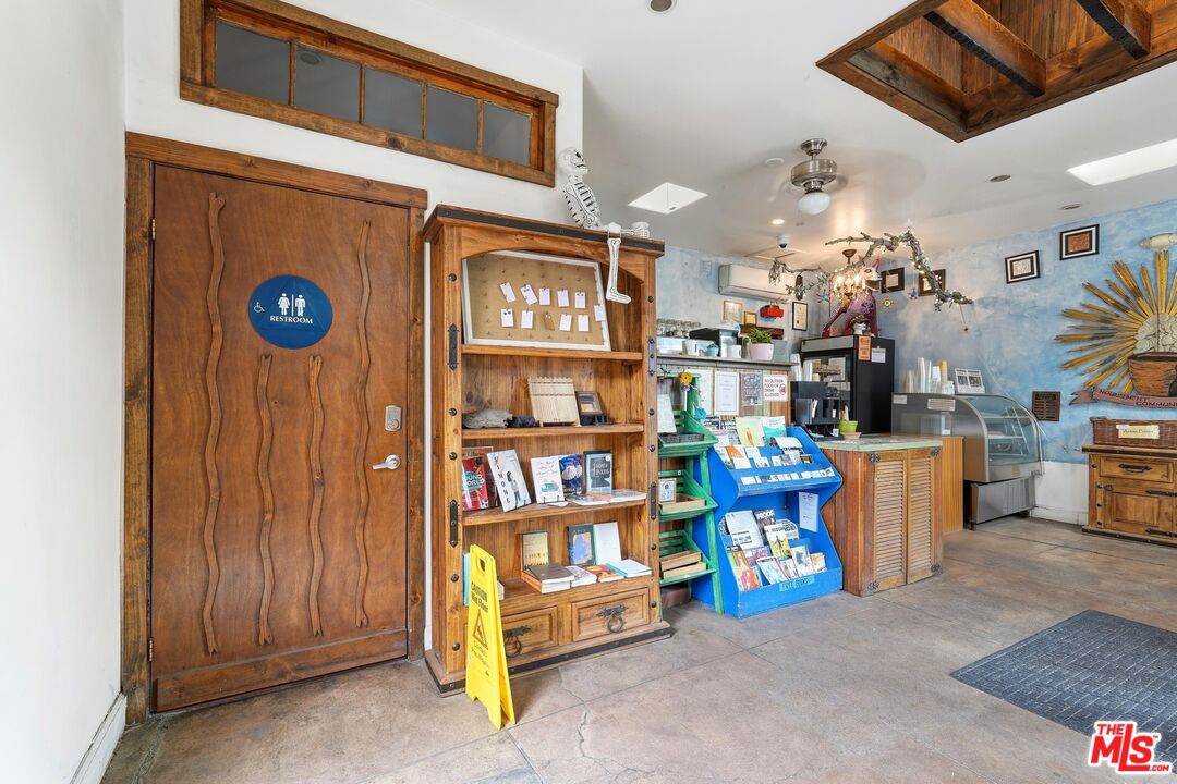 5371 Alhambra Ave