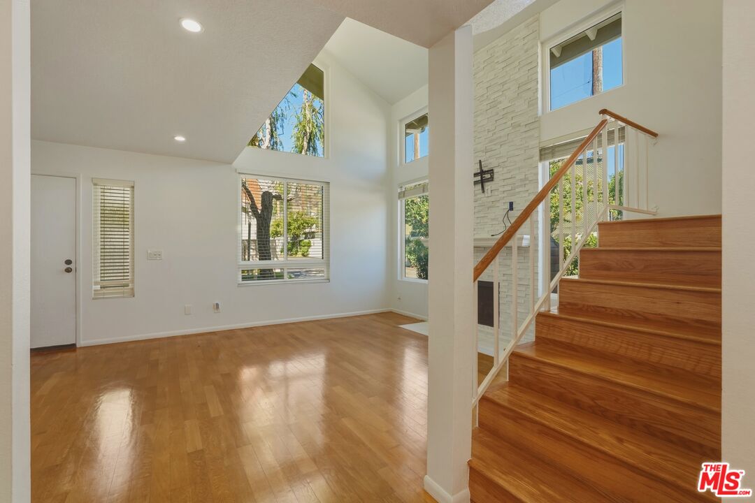 6845 Valley Circle Blvd Unit: 22