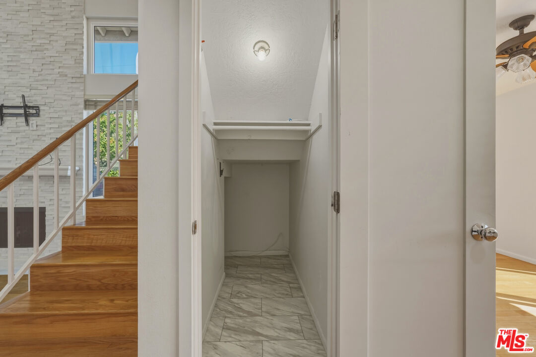 6845 Valley Circle Blvd Unit: 22