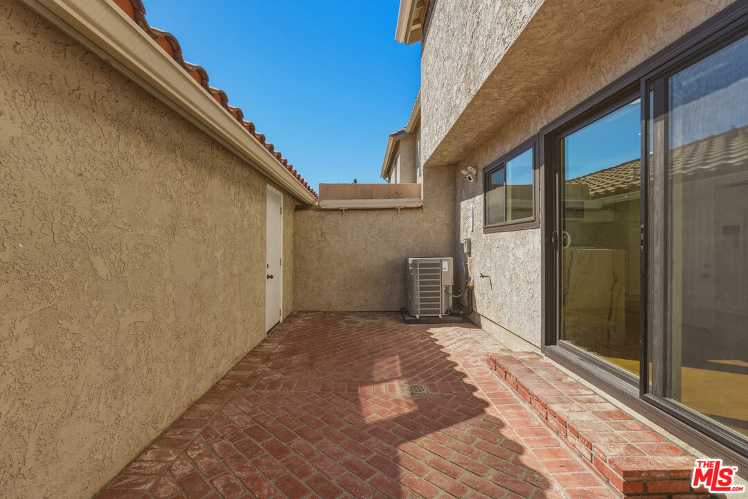 6845 Valley Circle Blvd Unit: 22