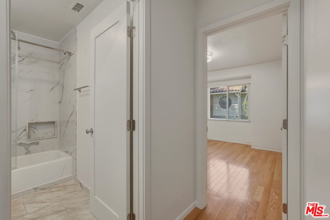 6845 Valley Circle Blvd Unit: 22