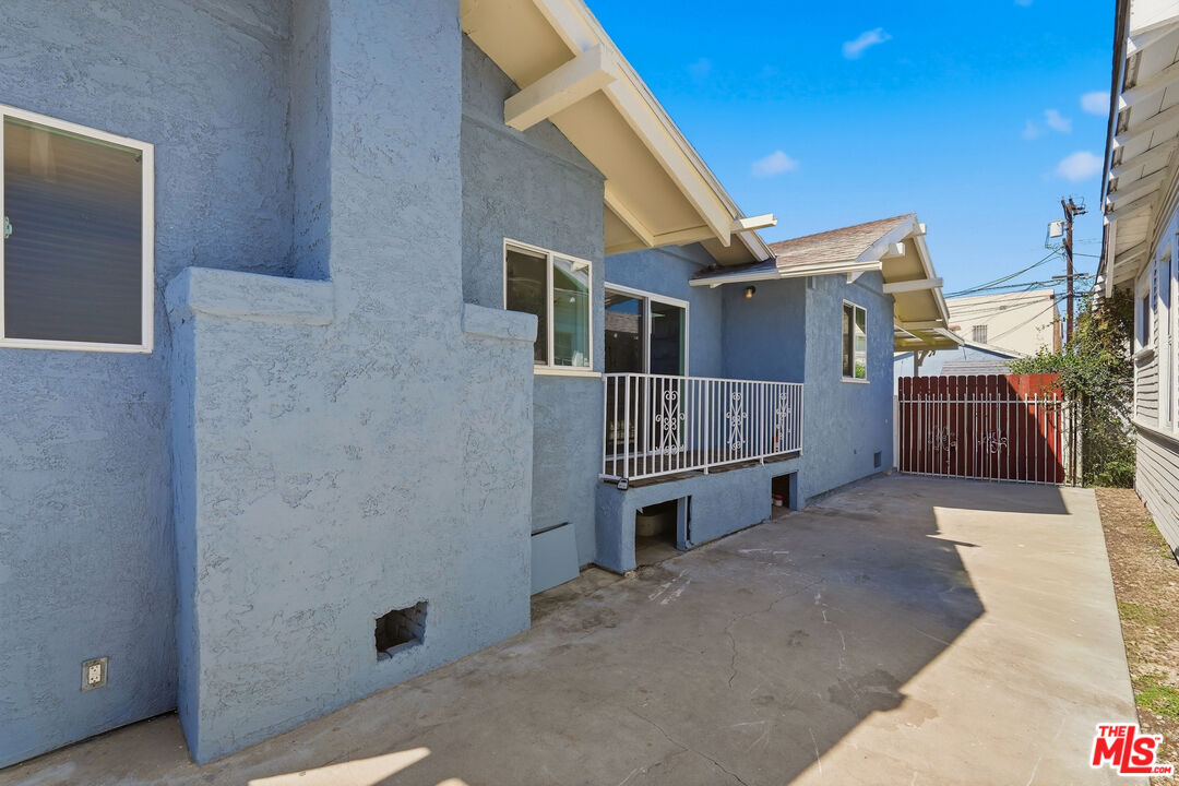 1825 Middleton Pl