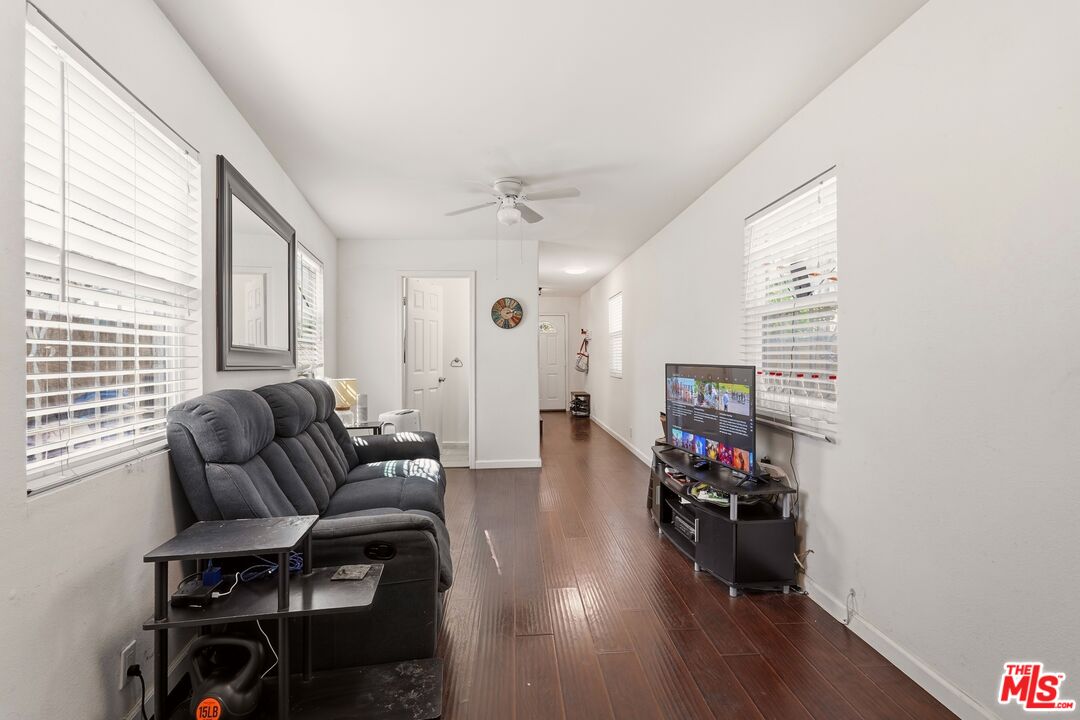 2216 5th Ave