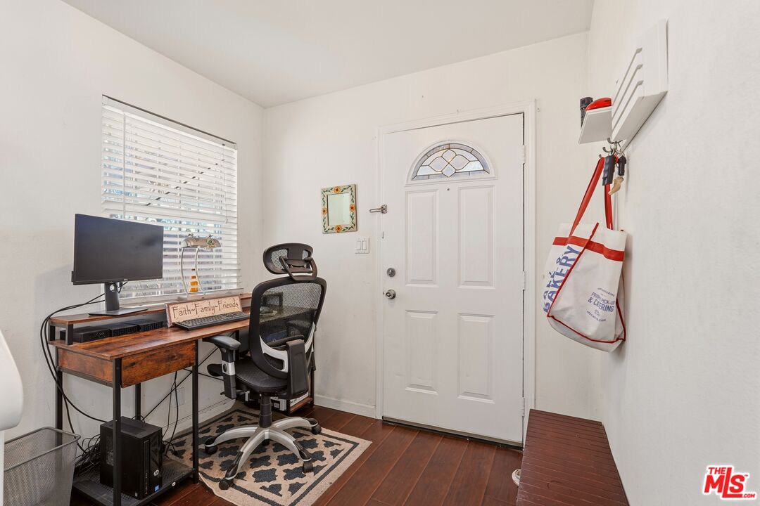 2216 5th Ave