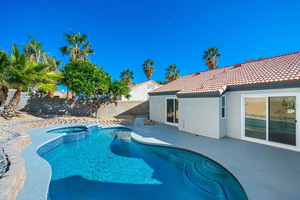 79360 Desert Stream Drive