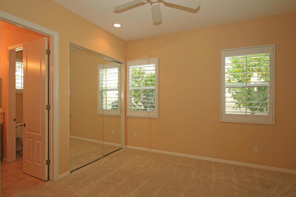 110 Tesori Drive