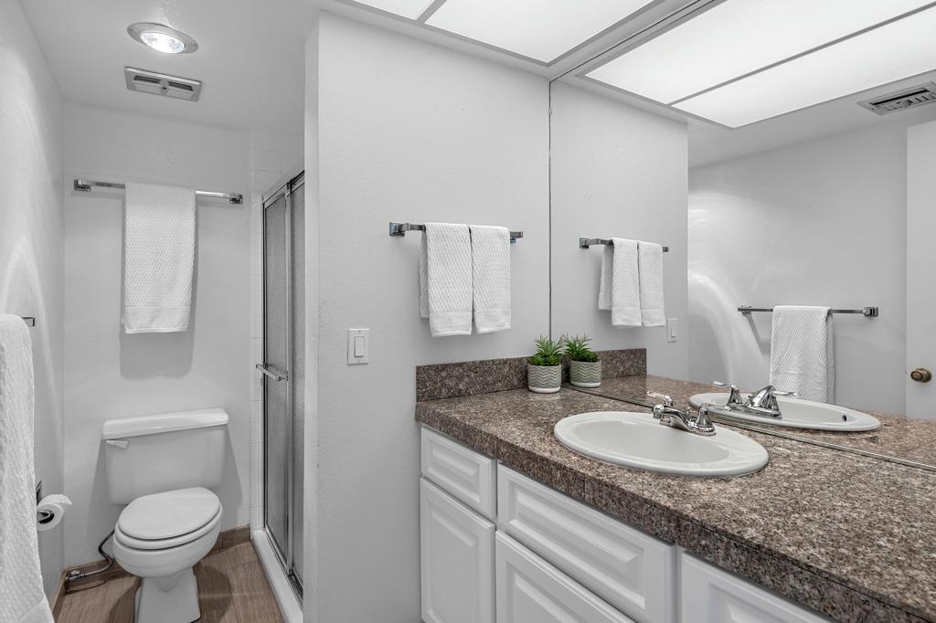 37710 Los Cocos Drive E