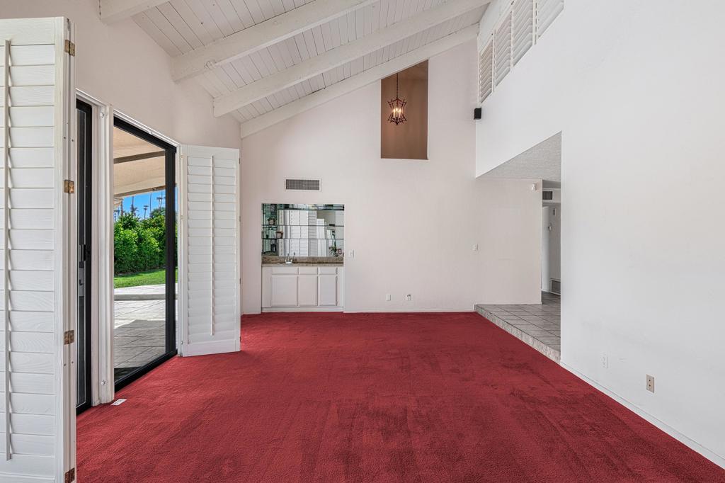 37710 Los Cocos Drive E