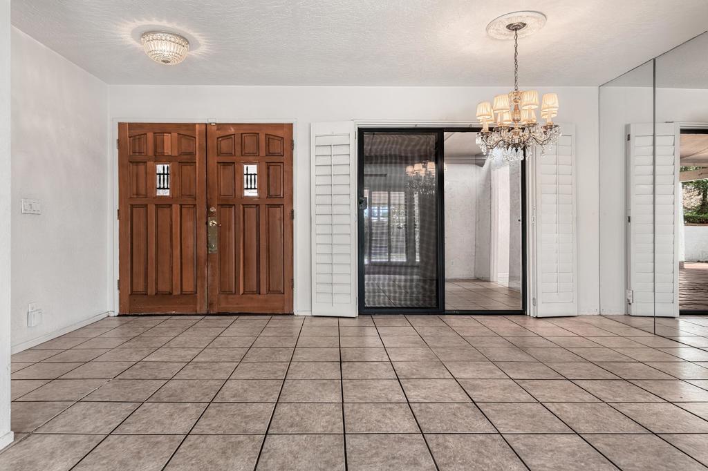 37710 Los Cocos Drive E