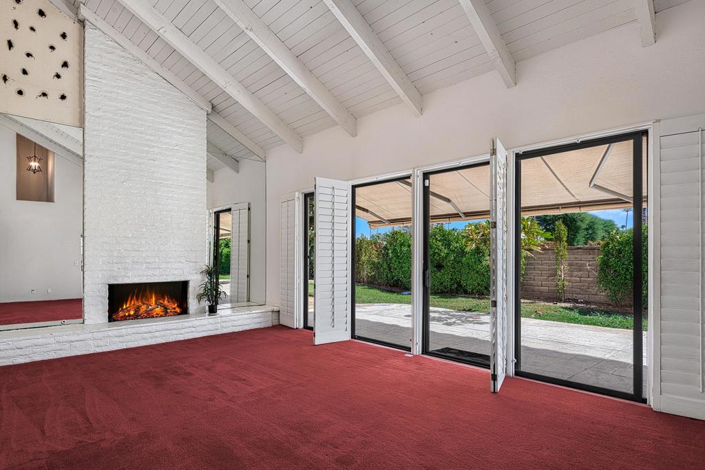 37710 Los Cocos Drive E