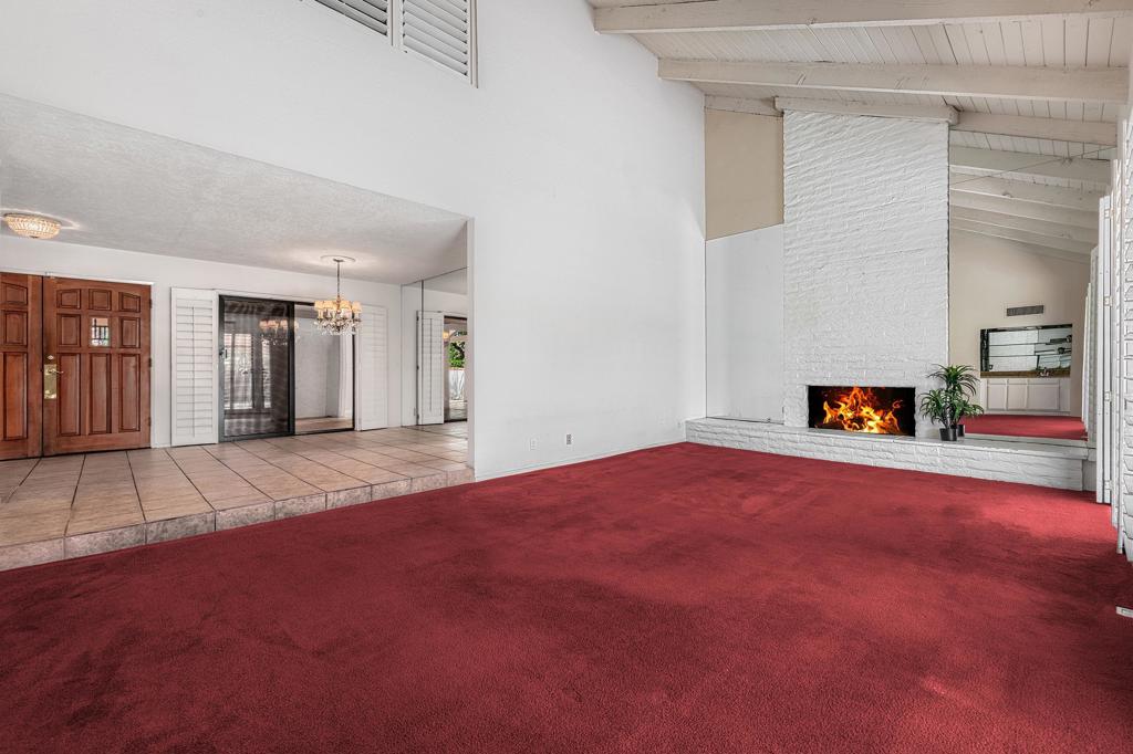 37710 Los Cocos Drive E