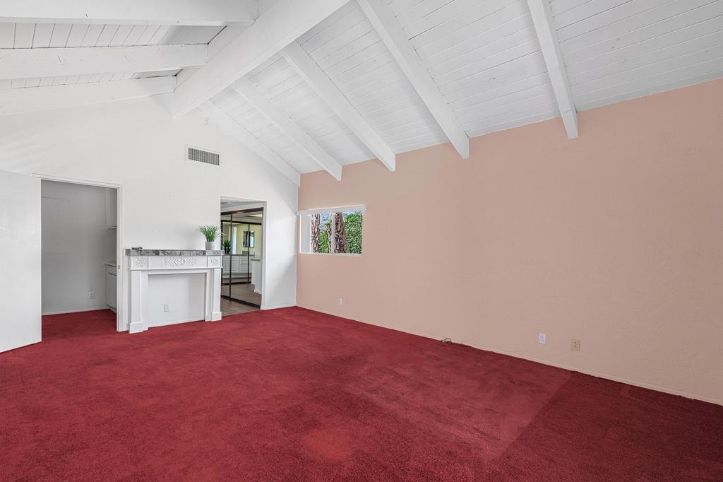 37710 Los Cocos Drive E