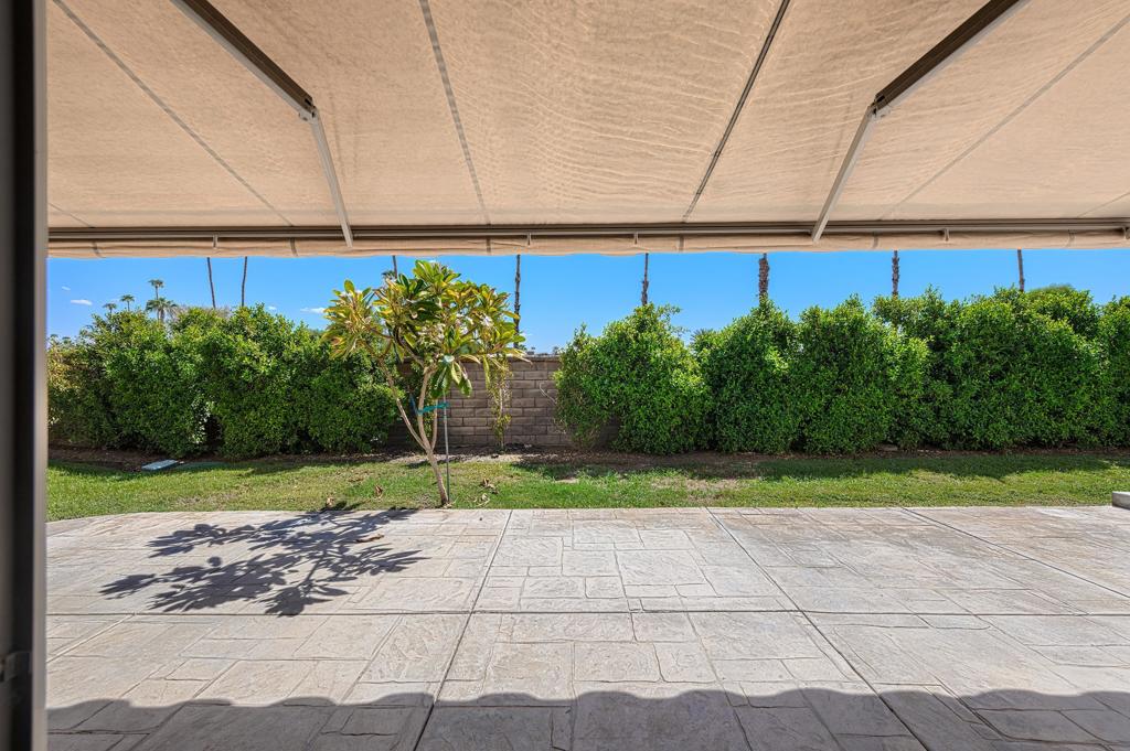 37710 Los Cocos Drive E