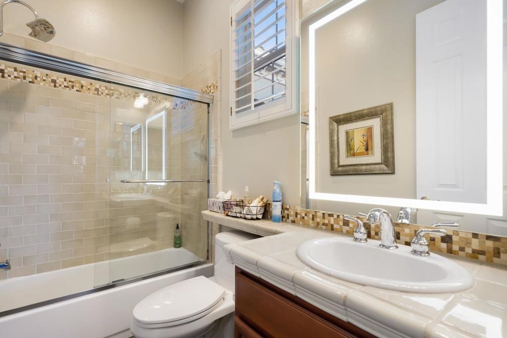 3 Pyramid Lake Court