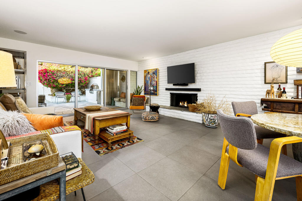 45415 San Luis Rey Avenue