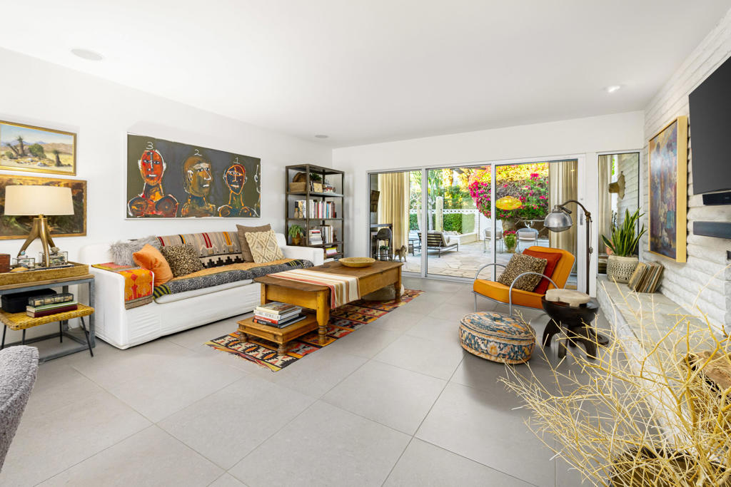 45415 San Luis Rey Avenue