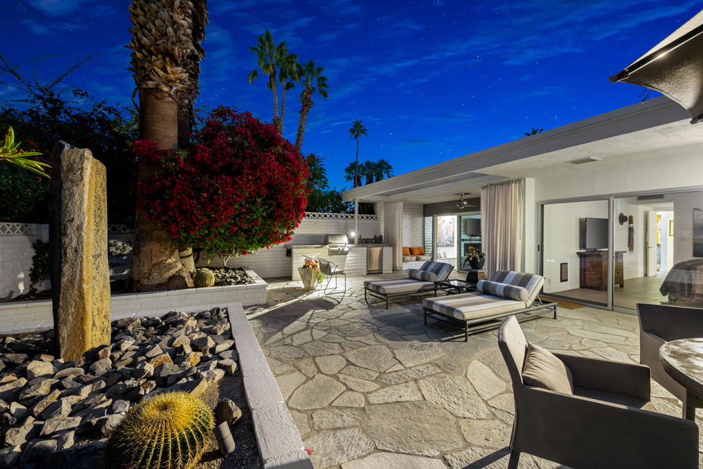 45415 San Luis Rey Avenue