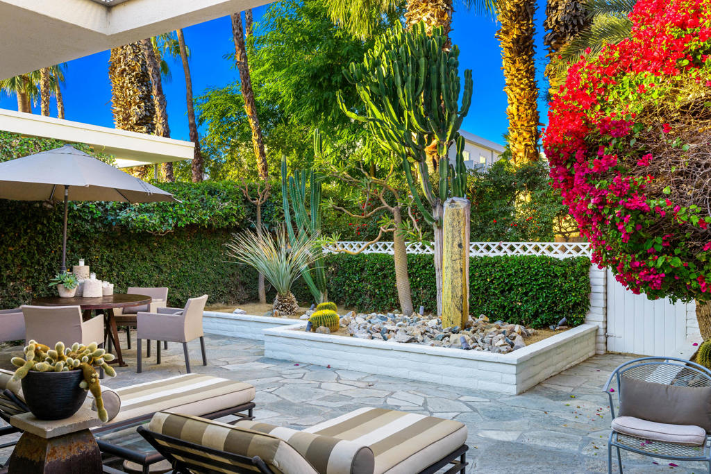 45415 San Luis Rey Avenue