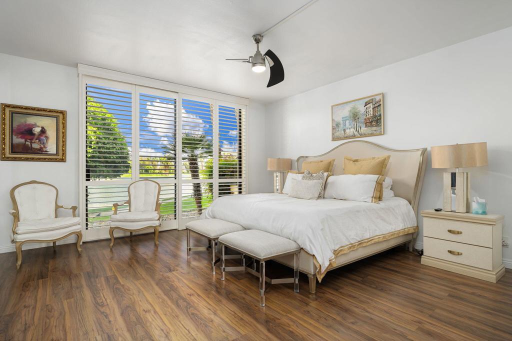 910 Island Drive 107