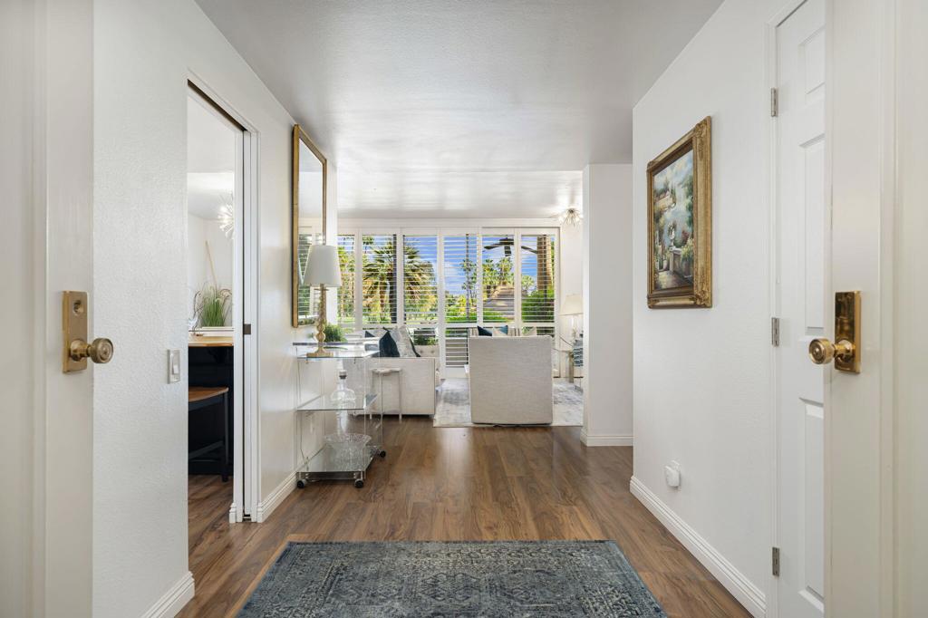 910 Island Drive 107