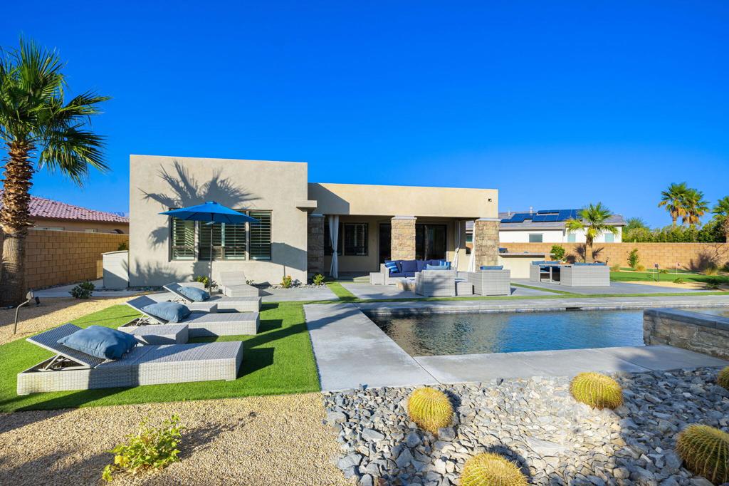 74425 Zeppelin Drive