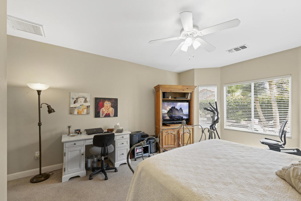 78698 Rockwell Circle