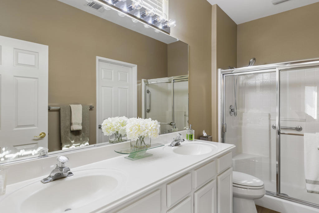 78698 Rockwell Circle