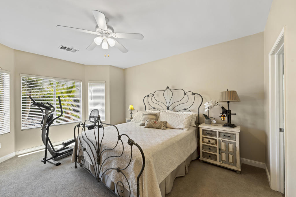 78698 Rockwell Circle