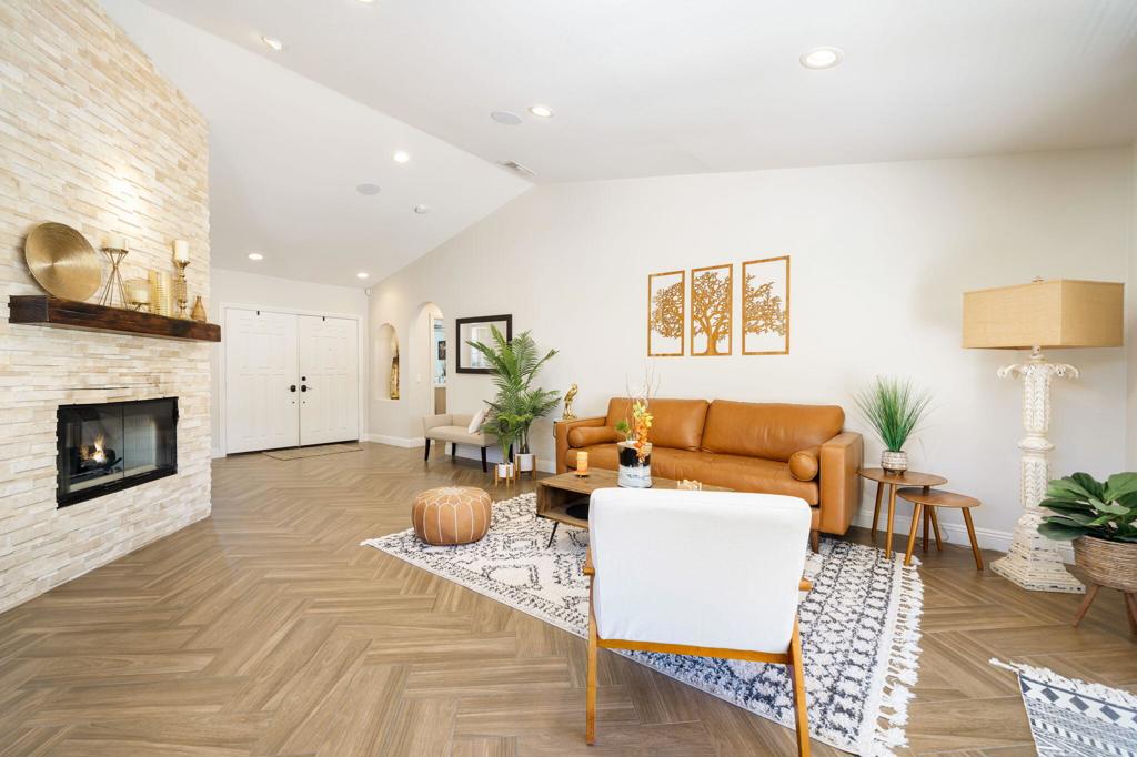 76941 Coventry Circle